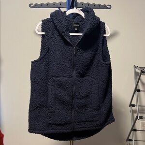 Zenana Outfitters Navy Sherpa Vest